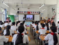  们对学校食物平安